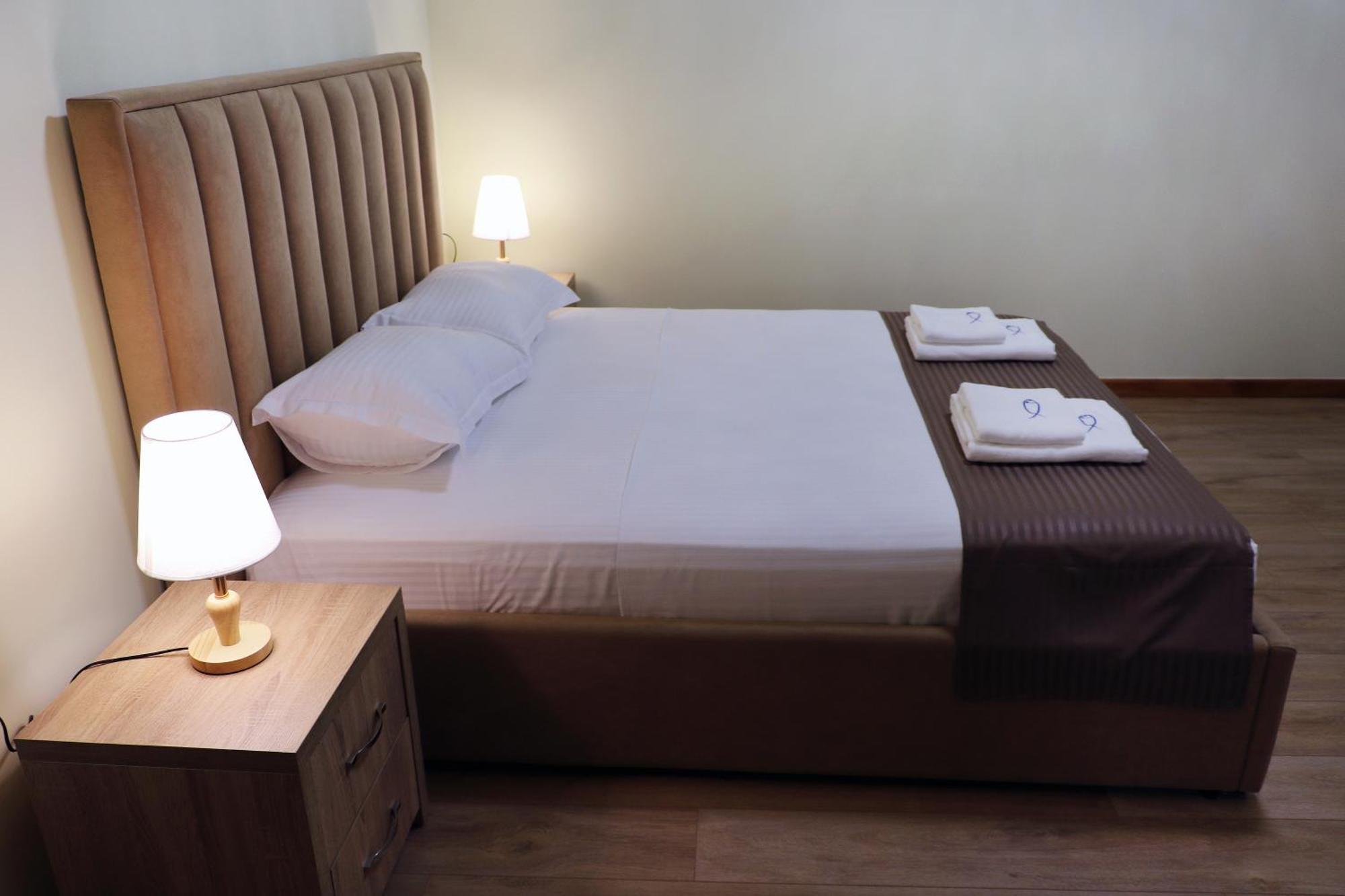 Rifat Peshkatari Hotel